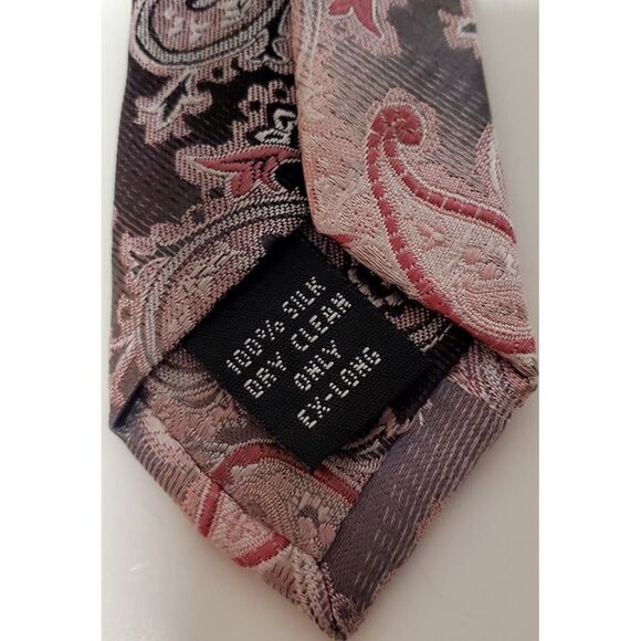 Pronto Uomo Necktie Paisley in Taupe/Pink/Rose 100% Silk Hand Made Tie - Picture 9 of 9